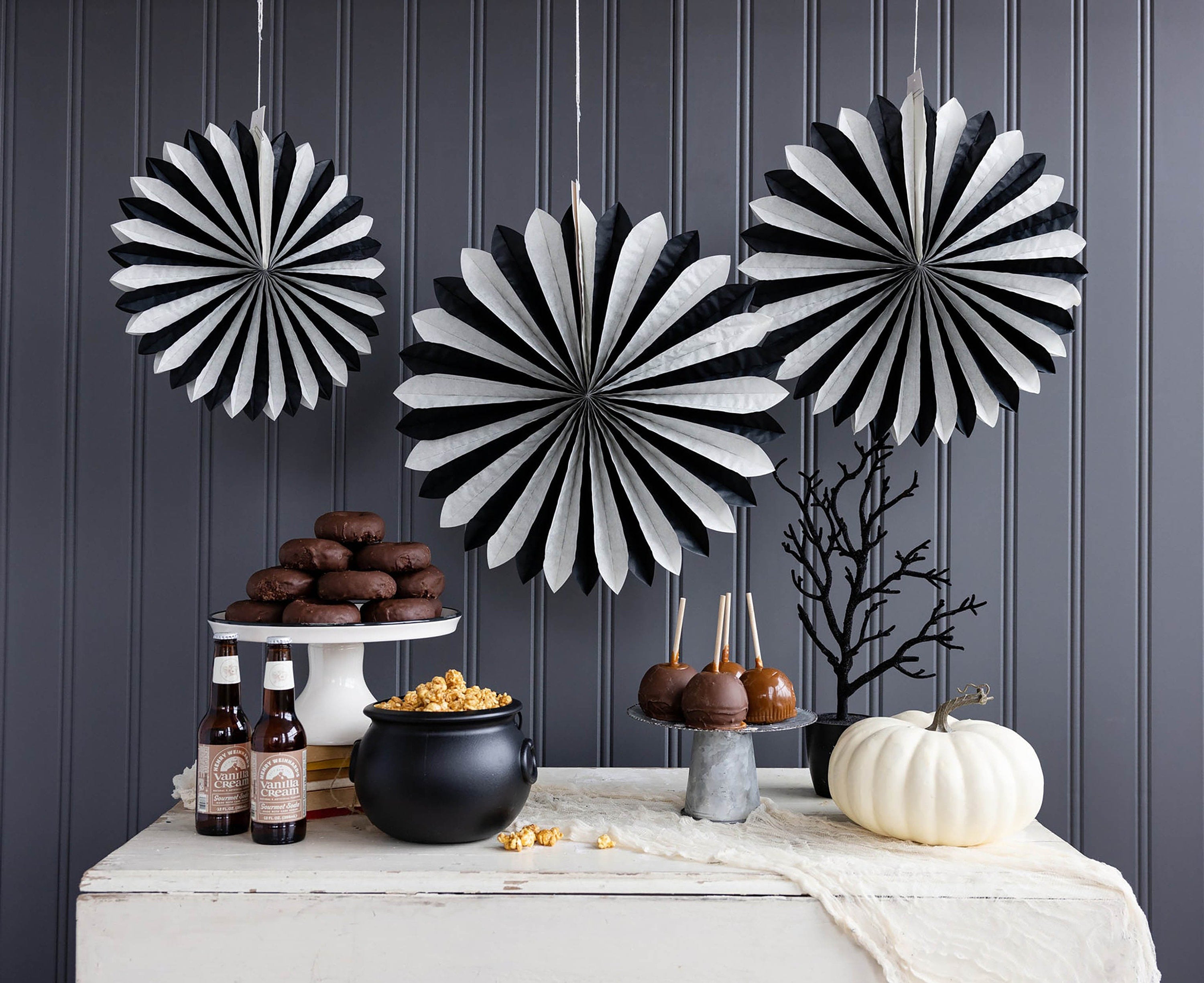 Black and White Party Decorations | Halloween Party Decorations - Retro Halloween Decor - Black Party Decorations - Decorative Paper Fans